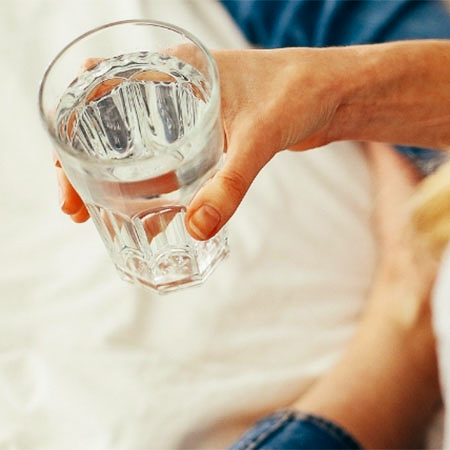 Waarom is genoeg water drinken zo belangrijk?